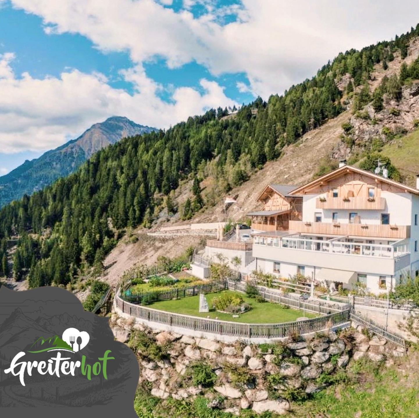 Greiterhof Partschins Bed & Breakfast エクステリア 写真