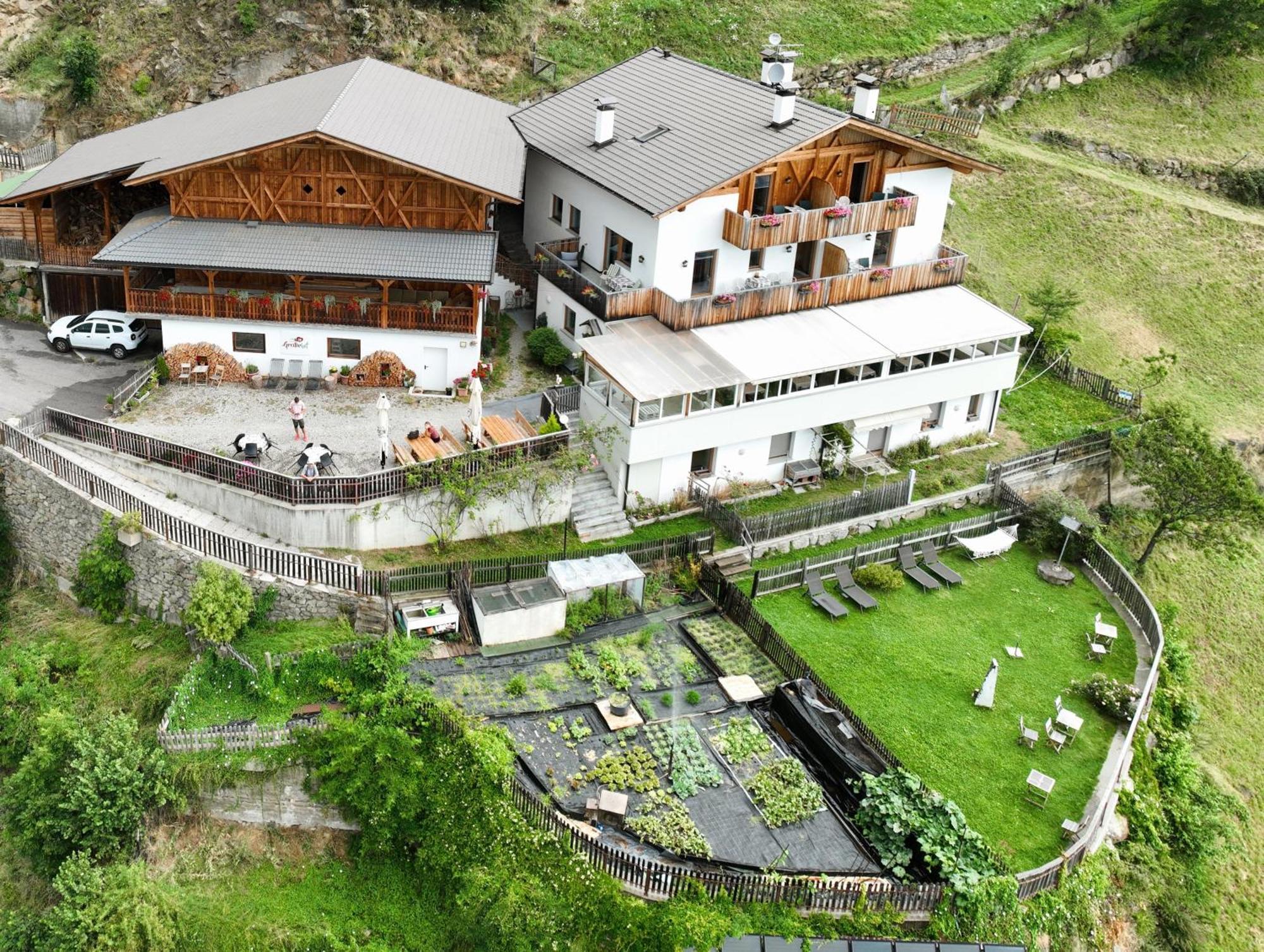 Greiterhof Partschins Bed & Breakfast エクステリア 写真